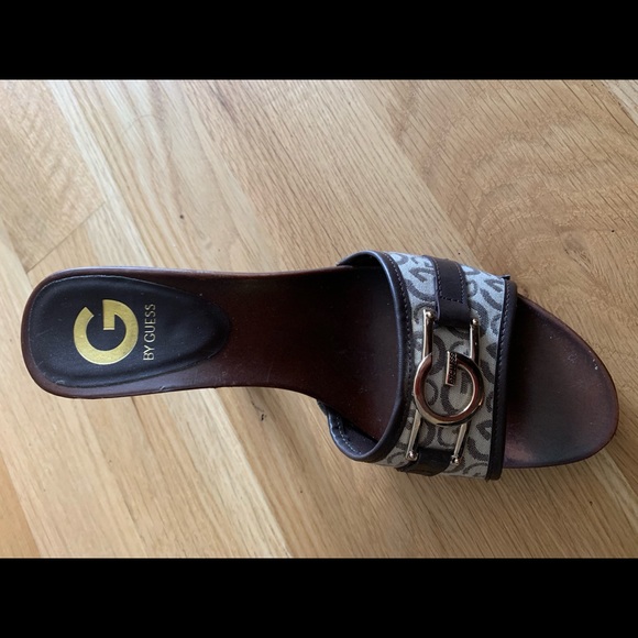 Guess sandals - Picture 2 of 6